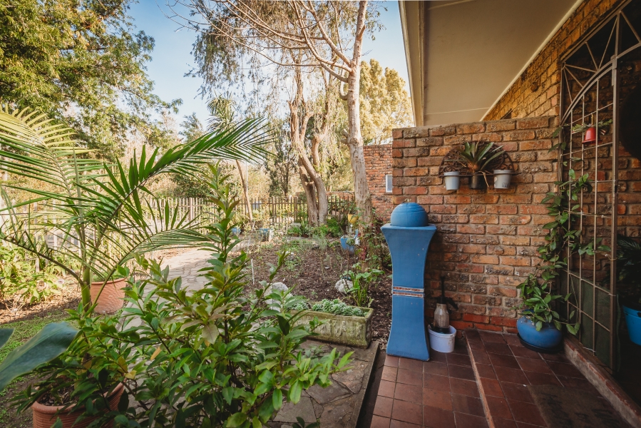 4 Bedroom Property for Sale in Heatherlands Western Cape